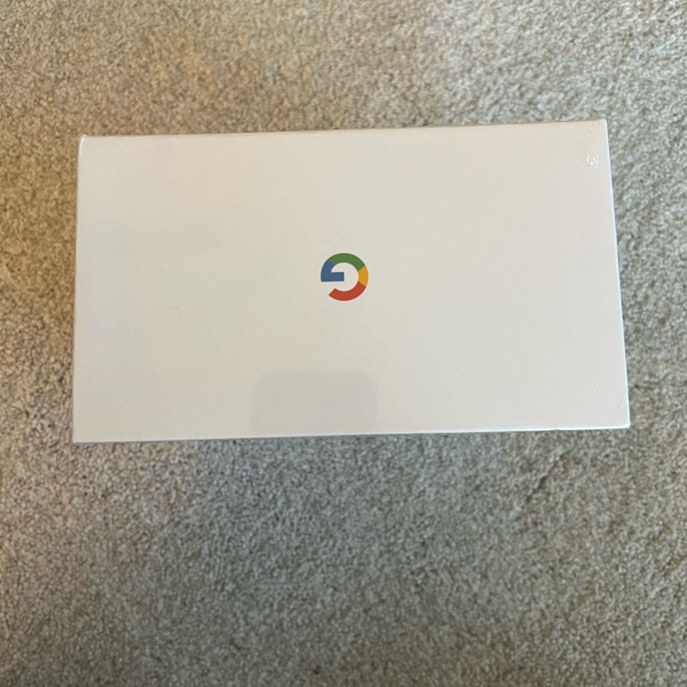 Google Nest Cam Indoor - NWT - Picture 6 of 7